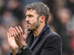 Správy z Man Utd: Aktualizácia „oficiálnej ponuky“ o prestupe 40 miliónov libier poskytnutá šéfom ako „začiatok rokovaní“ Michael Carrick chce dostať Manchester United späť na vrchol