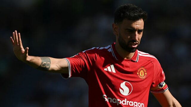 Správy z Man Utd: Bruno Fernandes si všimol chatovanie pri Bruno Fernandes