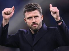 Správy z Man Utd: Našlo sa 86 miliónov libier za Casemira, pretože klub povedal, že „okamžite uskutoční prestup“ Budúcnosť Michaela Carricka v Manchestri United po skončení sezóny zostáva neznáma