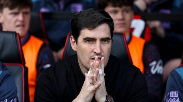 Hlavný tréner Andoni Iraola z Bournemouthu počas zápasu Premier League medzi Fulhamom a Bournemouthom v Craven Cottage 9. mája 2026 v Londýne v Anglicku. 