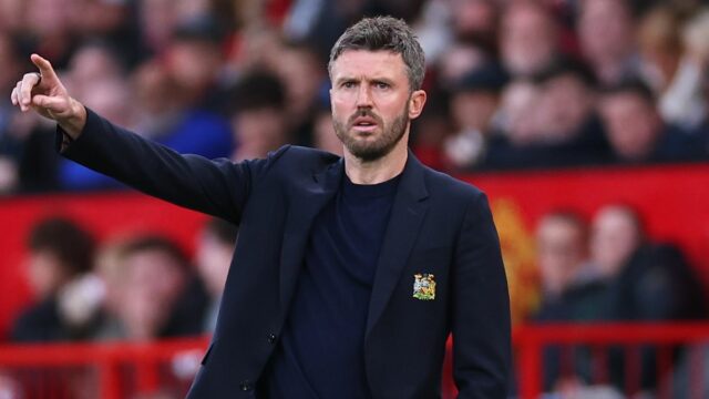Michael Carrick chce dostať Manchester United späť na vrchol