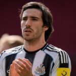 Sandro Tonali odznak Manchestru United