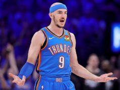 Správy z NBA: Alex Caruso odstrčil kameru od Thunder huddle v prehre so Spurs Správy z NBA: Alex Caruso odstrčil kameru od Thunder huddle v prehre so Spurs