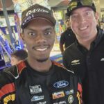 Super fanúšik NASCAR Naz Idoura dostal fotku s idolom Kurtom Buschom dva dni pred smrťou