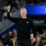 Tréner Steve Kerr sa dohodol na dvojročnom predĺžení s Golden State Warriors NBA