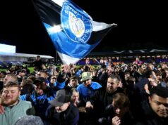 Stockport County: Vnútri vzostupu Hatters z Colwyn Bay na vrchol šampionátu Stockport County strávil viac ako desať rokov mimo ligy po troch zostupoch za štyri roky