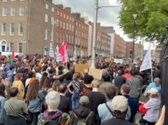 Stovky ľudí protestovali proti írskemu momentu Georga Floyda | Správy Stovky ľudí protestovali proti írskemu momentu Georga Floyda | Správy