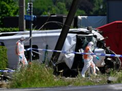 Štyria ľudia zahynuli po zrážke mikrobusu s vlakom v Belgicku | Správy o doprave Štyria ľudia zahynuli po zrážke mikrobusu s vlakom v Belgicku | Správy o doprave