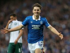 Súpiska Škótska na majstrovstvách sveta má 24 rokov Findlay Curtis z Rangers