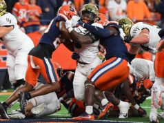 Syracuse, Wake Forest odštartujú sezónu 27. v Toronte Futbal NCAA: Wake Forest v Syrakúzach