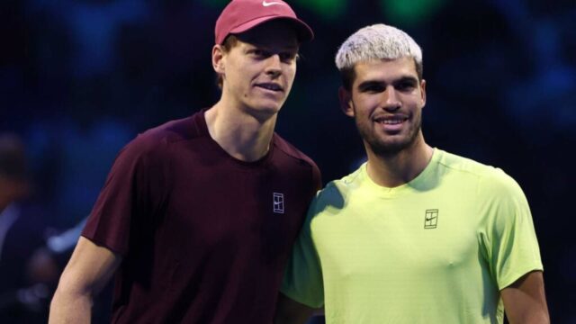 Taliansky tenisový skvelý tip Carlos Alcaraz ako favorita proti Jannikovi Sinnerovi na plný plyn
