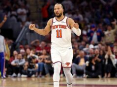 Taylor Swift a Travis Kelce sedia na kurte, keď Knicks vedie v sérii 3:0 Taylor Swift a Travis Kelce sedia na kurte, keď Knicks vedie v sérii 3:0