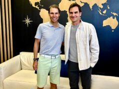 Tenisoví fanúšikovia vyjadrujú obavy o Rafaela Nadala po tom, čo sa po 18 mesiacoch po odchode do dôchodku na novej fotke s rivalom Rogerom Federerom javil ako zmenený. Tenisoví fanúšikovia vyjadrili obavy o štíhlu postavu Rafaela Nadala (vľavo)