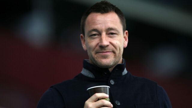 Terry TikToks je zatiaľ neškodný, ale pravicové sympatie ikony Chelsea ponúkajú znepokojujúce vyhliadky
