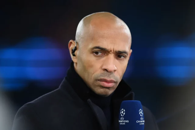 Thierry Henry a Presnel Kimpembe sú pripravení predstaviť trofej Ligy majstrov pred finále PSG proti Arsenalu
