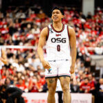 San-En NeoPhoenix Filipínsky import Thirdy Ravena.
