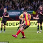 Aidan Fitzpatrick strelil vyrovnávajúci gól v prvom zápase play-off Premiership