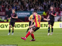 Thistle je 90 minút od návratu do Premiership, pretože Buddies zapotí v prvom zápase play-off Aidan Fitzpatrick strelil vyrovnávajúci gól v prvom zápase play-off Premiership