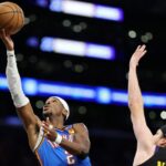 Thunder prekoná Lakers v zápase 4 a dokončí postup play-off NBA | Basketbalové novinky