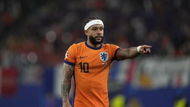 Tím Holandska na Majstrovstvá sveta vo futbale 2026: Úplný zoznam; Depay IN, zranený de Ligt OUT
