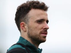 Tímový kolega Diogo Jota z Portugalska vyjadruje úprimnú poctu ikone Liverpoolu po zisku titulu Diogo Jota a Diogo Costa