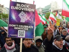 Tisíce ľudí protestovali na finále Eurovízie, keď päť krajín bojkotovalo Izrael Správy o protestoch Tisíce ľudí protestovali na finále Eurovízie, keď päť krajín bojkotovalo Izrael Správy o protestoch