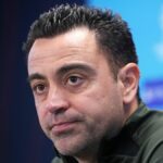 Xavi Hernandez hovorí počas tlačovej konferencie pred zápasom Ligy majstrov UEFA proti SSC Neapol v Barcelone, Španielsko, 11. marca 2024