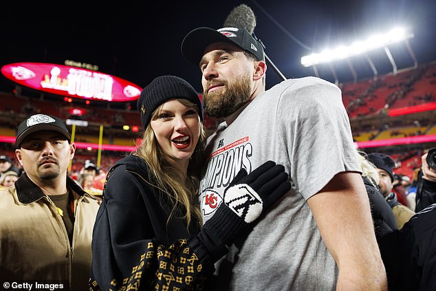 Travis Kelce a Chiefs spoznali prvého súpera novej sezóny NFL Travis Kelce si zahrá svoj prvý zápas Chiefs manžela Taylor Swift proti Broncos na MNF