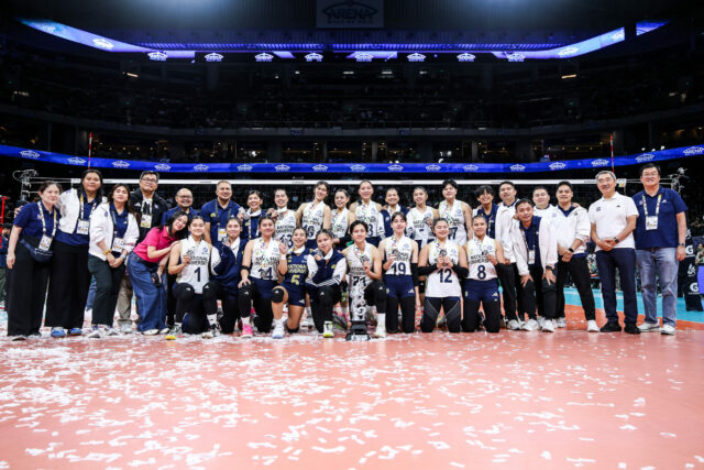 NU Lady Bulldogs UAAP 88. sezóna, finále ženského volejbalu vs. La Salle Lady Spikers