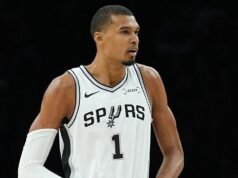 Tréner Spurs bráni Wembanyamu po vylúčení 4. zápasu proti Timberwolves Tréner Spurs bráni Wembanyamu po vylúčení 4. zápasu proti Timberwolves