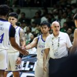 Tréner Ateneo Blue Eagles Tab Baldwin UAAP