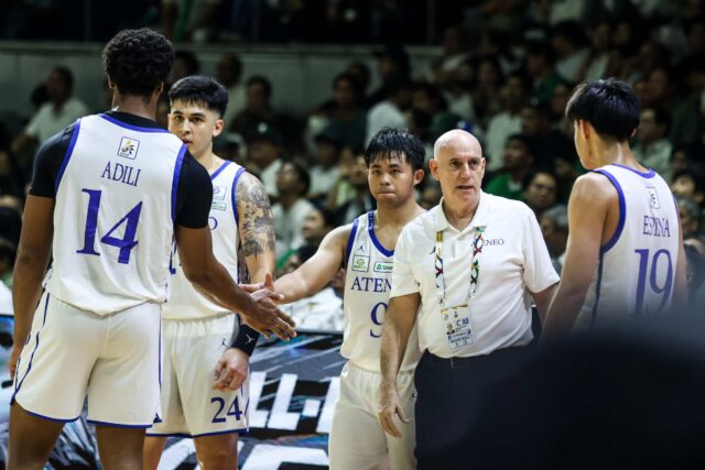 Tréner Ateneo Blue Eagles Tab Baldwin UAAP