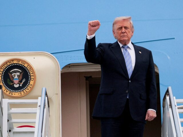 Trump povedal, že diskutoval o predaji zbraní na Taiwane s čínskym Si Ťin-pchingom | donald Trump
