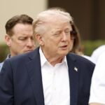 Donald Trump pri príchode na šampionát Cadillac 2026 urobil nenápadný vstup