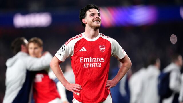 UEFA fajčí, keď TNT robí bezprecedentné konečné rozhodnutie Ligy majstrov Declan Rice sa pozerá