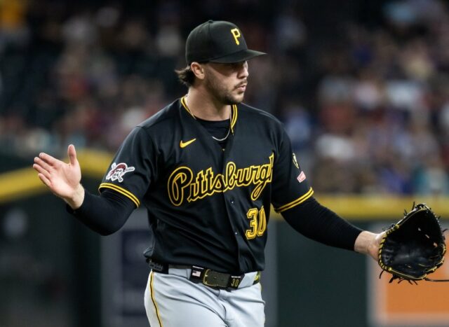 MLB: Pittsburgh Pirates v Arizona Diamondbacks