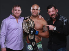 V temnom veku MMA: Monte Cox odhaľuje dohody, poškodenie a dysfunkciu éry psancov KENNER, LA – 8. JANUÁRA: (Ľ-R) Pat Miletich udrel Jorgeho Patina počas ich zápasu na UFC 18 8. januára 1999 v Kenner, Louisiana. (Foto od Zuffa LLC/Zuffa LLC cez Getty Images)