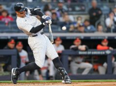 Veľká noc Aarona Judgea pomáha Yankees pozametať bojujúcich Orioles MLB: Baltimore Orioles v New York Yankees