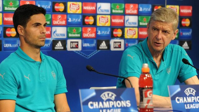 Arsene Wenger a Mikel Arteta