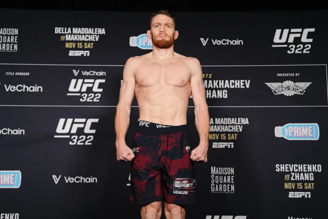 Video o vážení UFC Perth: Della Maddalena vs. Prates
