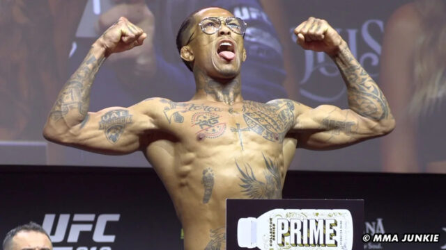 Vinicius Oliveira prechádza do pérovej váhy, stretáva sa s divíziou UFC
