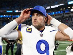 Vládnuci MVP NFL Matthew Stafford podpísal novú zmluvu, vďaka ktorej bude hrať až do 40 rokov Matthew Stafford, úradujúci MVP NFL, podpísal nové obrovské predĺženie o 55 miliónov dolárov