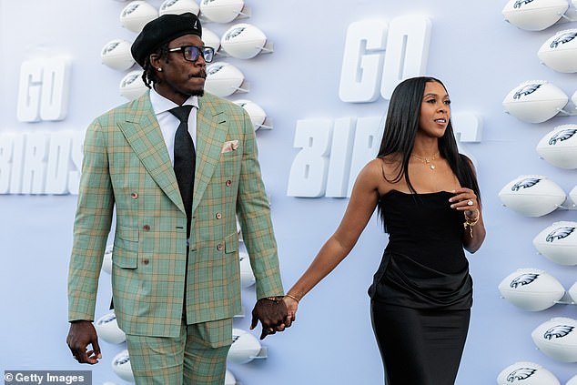 Vnútri luxusnej kalifornskej svadby hviezdy NFL AJ Browna, keď sa Hviezda Philadelphia Eagles AJ Brown sa tento týždeň oficiálne oženil so svojou snúbenicou Kelsey Riley