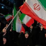 Vojna v Iráne naživo: Teherán varuje pred „mnohými ďalšími prekvapeniami“, ak sa konflikt obnoví | Americko-izraelská vojna proti Iran News