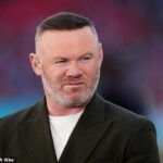 Wayne Rooney vyzval Manchester United, aby sa rýchlo rozhodol o svojom ďalšom manažérovi
