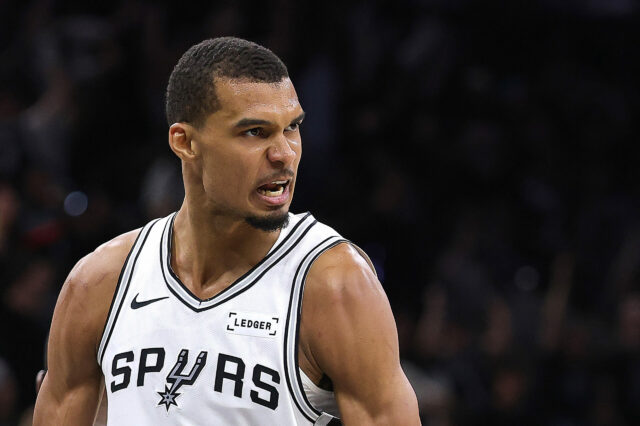 Victor Wembanyama Spurs vs Thunder NBA play-off západného finále 4. zápas