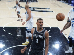 Wembanyama vedie Spurs 3-2 proti Timberwolves 5. zápas play-off NBA Victor Wembanyama Spurs proti Timberwolves