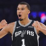 Wembanyama vedie Spurs pred Thunderom v thrilleri s dvojitým OT Game 1 vo WCF