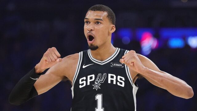 Wembanyama vedie Spurs pred Thunderom v thrilleri s dvojitým OT Game 1 vo WCF
