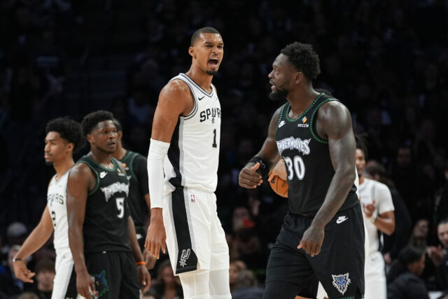 Zápas Victor Wembanyama Spurs vs Timberwolves 3 Playoffs NBA Dnešné výsledky NBA